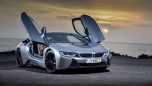 i8