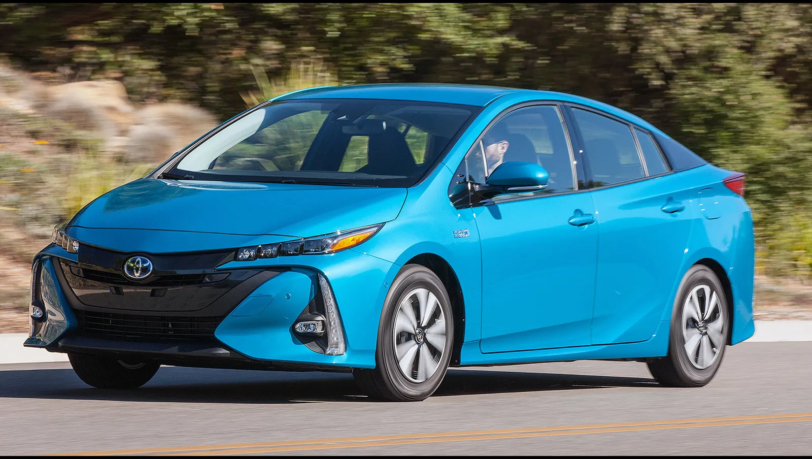 Toyota Prius - Leading the Green Revolution in 2024