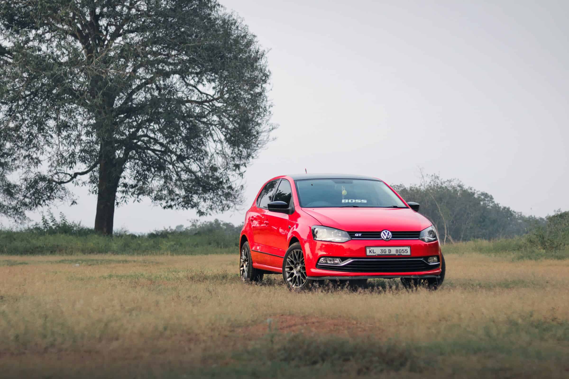 Volkswagen Golf vs Volkswagen Polo - Clash of Icons