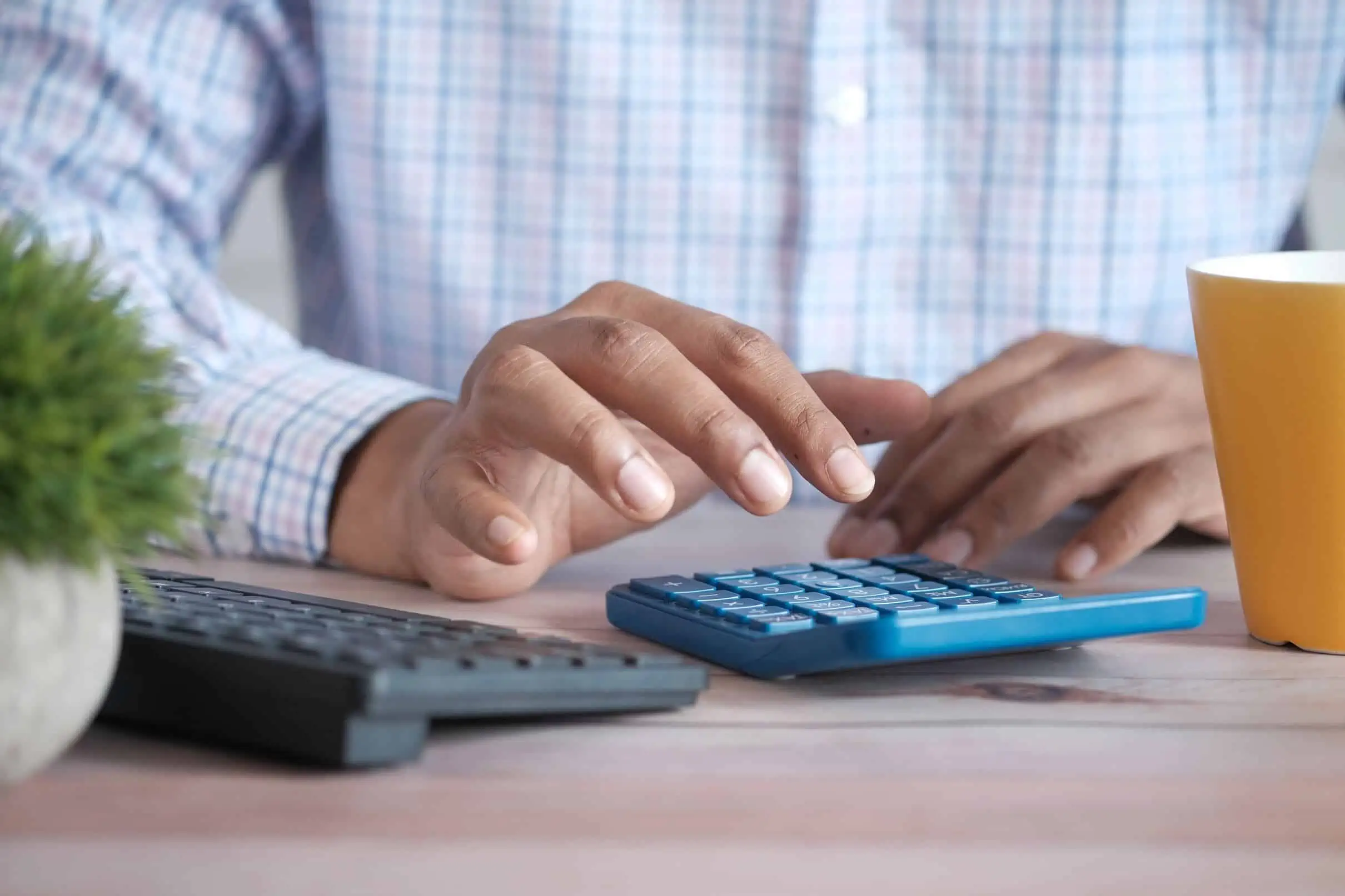 People Engaged in PCP Car Finance Calculations